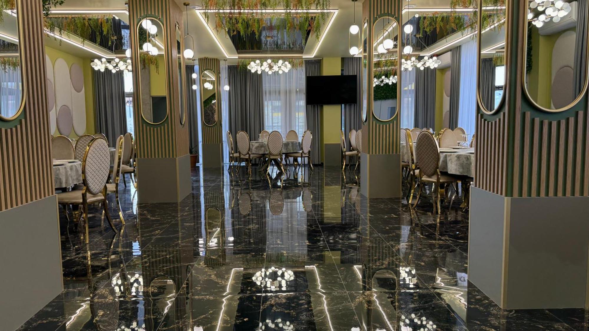 Hotel Sorelo Piteszti Zewnętrze zdjęcie